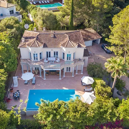 Villa Verde Villa *
